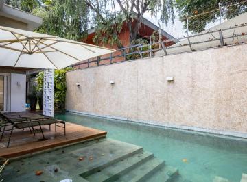 Casa de 4 quartos, São Paulo · Casa sobrado à venda e aluguel no Alto de Pinheiros em São Paulo - SP