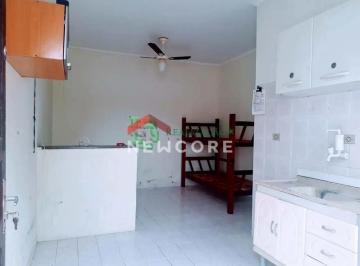 Casa · 22m² · 1 Quarto · 1 Vaga · Casa de condomínio em Avenida Doutor Roberto de Almeida Vinhas - Flórida - Praia Grande/SP