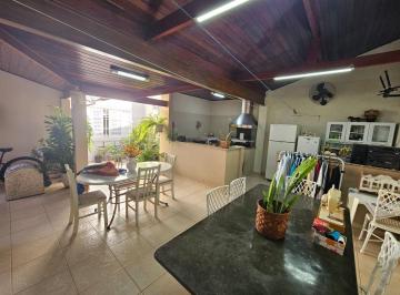 Casa · 200m² · 3 Quartos · 2 Vagas · Casa para venda em Vila Maria Helena de 200.00m² com 3 Quartos, 2 Suites e 2 Garagens