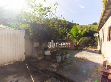 21d6dbffd3a9d406cee68e9ffeebf7ffb94b6d65 · Casa com 2 dormitórios à venda, 100 m² por R$ 200.000,00 - Tenente Jardim - São Gonçalo/RJ