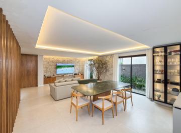 Casa · 247m² · 3 Quartos · 3 Vagas · Casa mobiliada, condomínio Santa Cândida, 3 suítes
