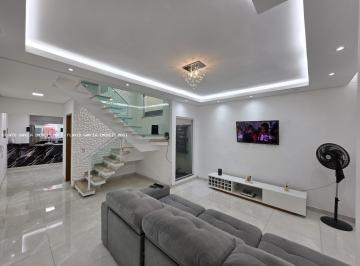 Casa · 120m² · 3 Quartos · 4 Vagas · Sobrado para venda em Vila Cintra de 120.00m² com 3 Quartos, 1 Suite e 4 Garagens