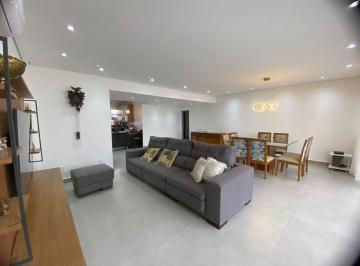 Apartamento · 180m² · 4 Quartos · 2 Vagas · Apartamento para venda e aluguel em Centro de 180.00m² com 4 Quartos, 4 Suites e 2 Garagens