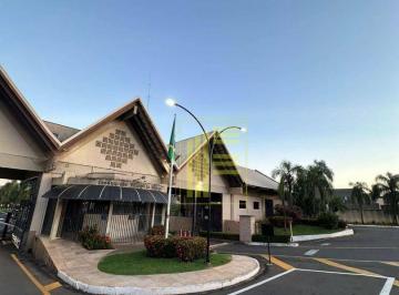 Casa · 225m² · 3 Quartos · 2 Vagas · Casa de Condomínio para alugar em Condomínio Village La Montagne de 225.00m² com 3 Quartos, 3 Suites