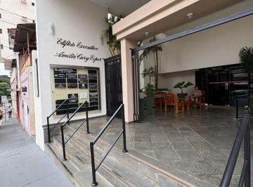 Comercial · 69m² · 1 Vaga · Prédio Comercial para alugar em Centro de 69.00m² com 1 Garagem