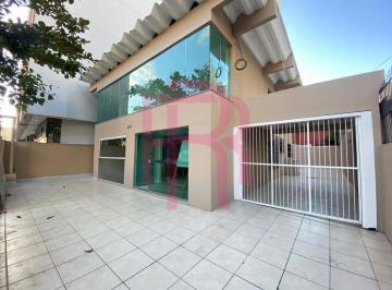 Comercial · 300m² · 6 Vagas · Espaço comercial para locação em Balneário Camboriú.