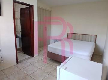 Apartamento · 1 Quarto · Suíte mobiliada para locação anual em Balneário Camboriú.