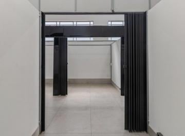 Comercial · 5m² · 1 Vaga · Loja em galeria na Avenida Luís Pires de Minas, N. 1433 - loja 4 • 5 m²