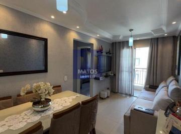 Casa de 3 quartos, Carapicuíba · Excelente Apartamento Localizado no 2°Andar - 83m²