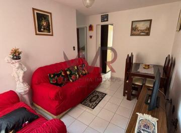 Apartamento · 45m² · 2 Quartos · Apartamento à venda - em Parada XV de Novembro