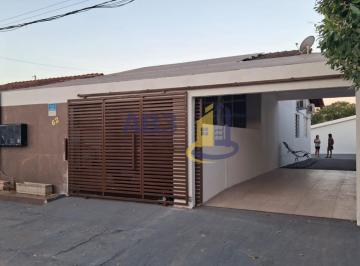 Foto 01 · Casa no bairro Jardim Italia em Cuiabá-MT