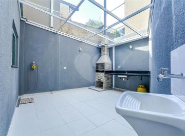 Casa de 3 quartos, Curitiba · Mobiliado , sobrado frente rua 041 99710 46 52