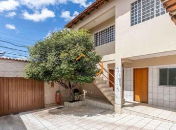 Casa de 4 quartos, Brasília · 4 QUARTOS COM ARMÁRIOS/2 SUÍTES INTERNA E UMA EXTERNA/CHURRASQUEIRA/FINANCIAMENTO E FGTS