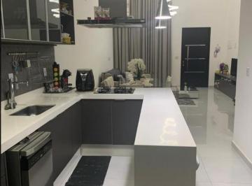 Casa de 3 quartos, São Paulo · Oportunidade Única na Região – Confira!