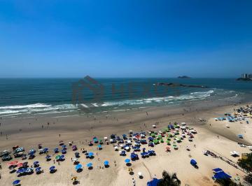 Foto · Apartamento reformado frente mar com varanda na Praia das Pitangueiras, Guaruja