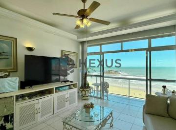 Foto · Apartamento com varanda vista mar a 10m da praia nas Pitangueiras, Guarujá