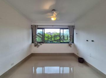 Foto · Apartamento reformado na esquina da praia do Tombo, Guaruja