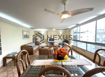 Foto · Apartamento na quadra-mar da Praia das Pitangueiras, Guarujá-SP.