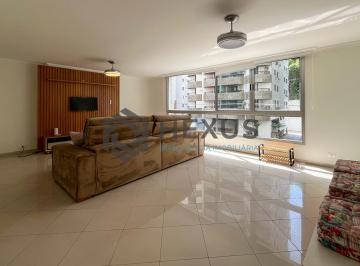 Foto · Apartamento reformado na quadra-mar da Praia das Pitangueiras, Guarujá