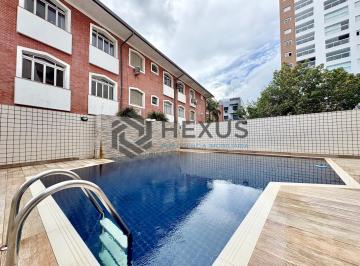 Foto · Apartamento com varanda vista mar e lazer na Praia da Enseada, Guaruja
