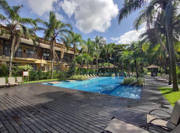 Foto · Apartamento beira mar com varanda e lazer na Praia da Enseada, Guaruja