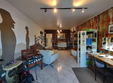 Foto · Apartamento reformado com varanda na Praia da Enseada, Guaruja