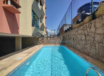 Foto · Apartamento reformado com varanda e lazer na Enseada, Guarujá