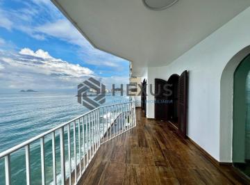 Foto · Apartamento frente mar reformado com varanda na Praia das Pitangueiras, Guaruja
