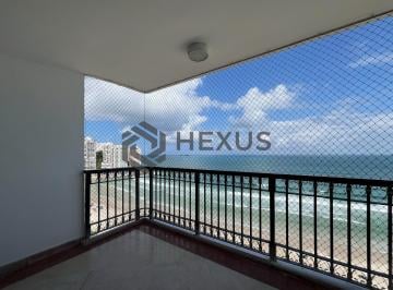 Foto · Apartamento frente mar com varanda na Praia das Pitangueiras, Guaruja