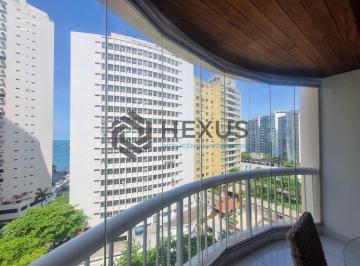Foto · Apartamento com varanda e lazer na quadra mar da Praia das Pitangueiras, Guaruja