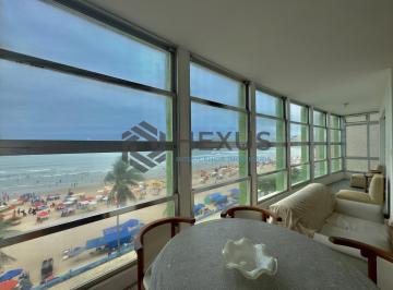 Foto · Apartamento frente mar com varanda na Praia das Pitangueiras, Guaruja