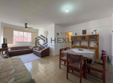 Foto · Apartamento mobiliado a uma quadra da Praia das Pitangueiras, Guaruja