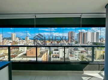 Foto · Apartamento reformado com vista mar e lazer a 800m da Praia da Enseada, Guarujá