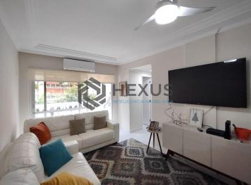 Foto · Apartamento mobiliado com varanda na Praia da Enseada, Guaruja