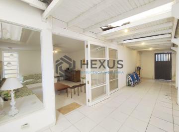 Foto · Apartamento com quintal na Praia das Pitangueiras, Guaruja