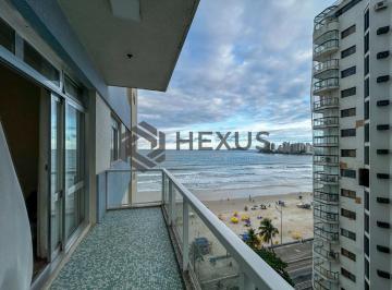 Foto · Apartamento frente mar com varanda vista mar na Praia das Pitangueiras, Guarujá