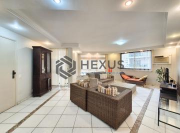 Foto · Apartamento com varanda e lazer na Praia das Pitangueiras, Guaruja
