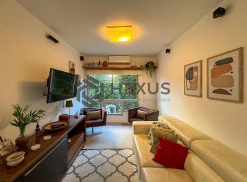 Foto · Apartamento reformado e lazer a 1 quadra da praia no Jardim Astúrias, Guarujá