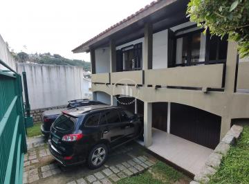 Casa · 670m² · 4 Quartos · 5 Vagas · Casa 4 Quartos com 2 Suítes - Coqueiros