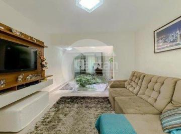 Casa · 115m² · 3 Quartos · 3 Vagas · Sobrado em Vila Regente Feijó