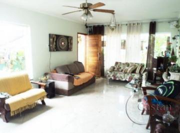 Casa · 196m² · 5 Quartos · 2 Vagas · Sobrado em Vila Prudente