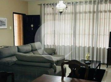 Casa · 180m² · 2 Quartos · 3 Vagas · Sobrado em Jardim Independência