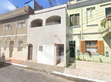 Casa · 83m² · 2 Quartos · Sobrado em Brás