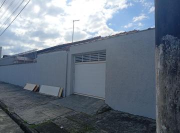 Casa de 2 quartos, Praia Grande · Casa Individual, situada no bairro Caiçara, possuindo 02 dormitórios