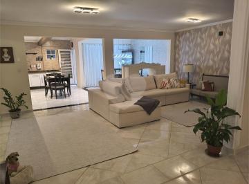 Imagem Principal · Casa à venda com 3 suítes em Vila Lavínia, Mogi das Cruzes