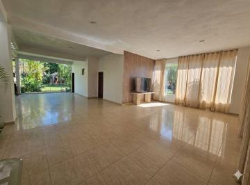 Casa de 4 quartos, Brasília · Park way 2500 metros quadra 26 fácil acesso beira Epia casa p terminar o projeto mais 800 mil planta