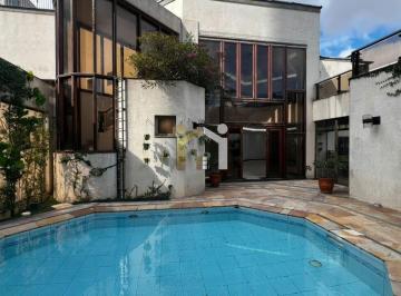 Apartamento · 495m² · 3 Quartos · 8 Vagas · Cobertura com 3 suites, piscina, 8 vagas e vista eterna para o parque