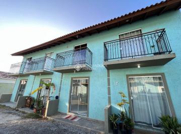 Casa · 47m² · 2 Quartos · Casa no Campeche, 2 quartos, ao lado da Praia do Campeche em Florianopolis/SC