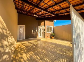 Vista da Entrada da Casa e Garagem · Casa com 2 dormitórios c/199 m2 Jd. Alvinópolis  -  Atibaia