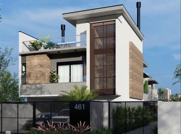 Casa · 148m² · 3 Quartos · 2 Vagas · Sobrado com 3 Quartos no Bairro Água Verde